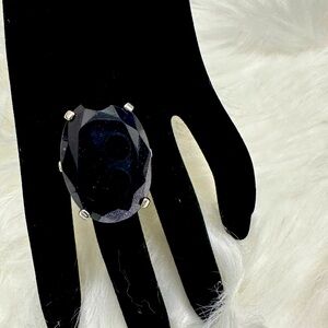 Cocktail Ring! Purplish Black Stone w/ Silver band